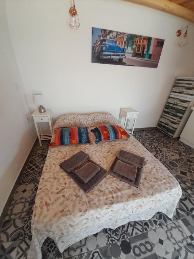 Estudio Dominicana In Albufeira Gale Екстер'єр фото