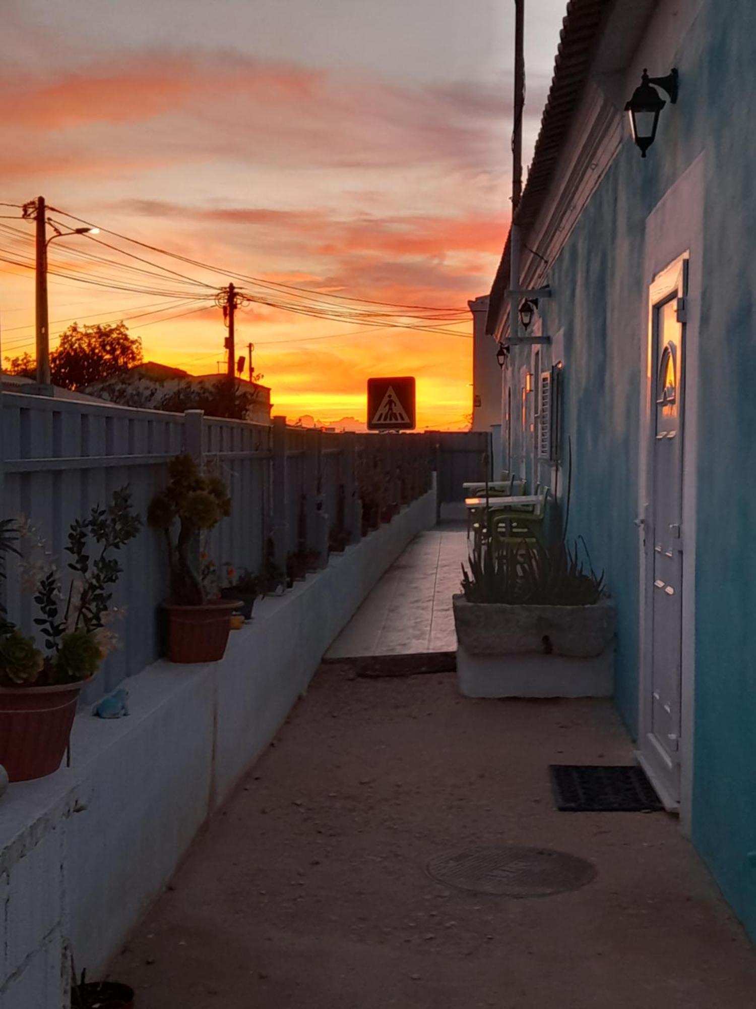 Estudio Dominicana In Albufeira Gale Екстер'єр фото